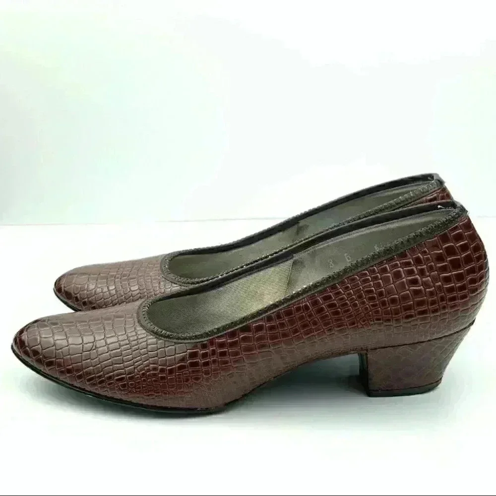 Vintage deliso debs
